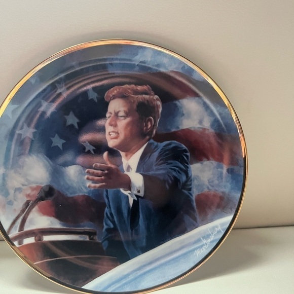 6 Franklin Mint JFK Plates - Picture 4 of 15